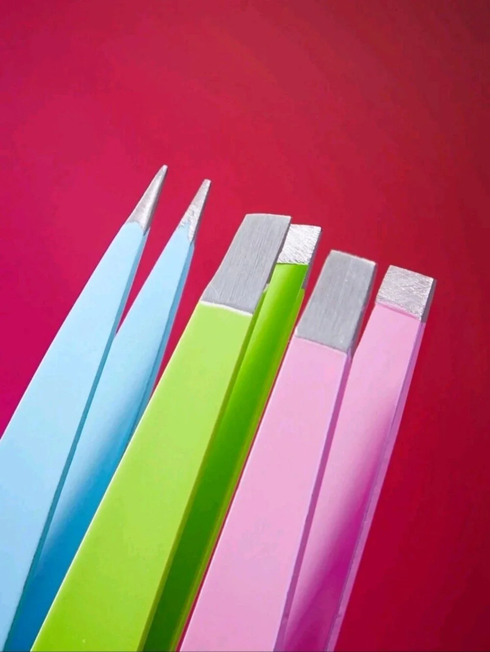 Cartoon Network Powerpuff Girls Tweezers in Pink, Lime Green, Light Blue